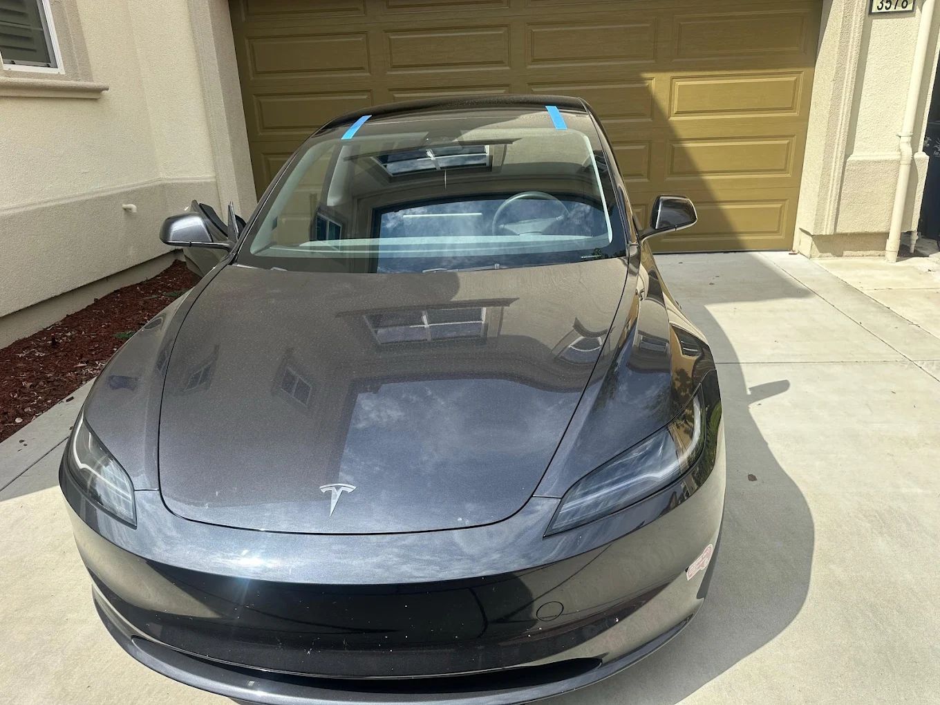 BMW 4 Series mobile windshield replacement in Sherman Oaks